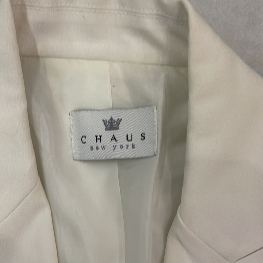 Blazer - Picture 2 of 3